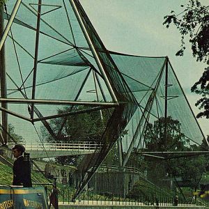 Scans of a leaflet about the Snowdon Aviary