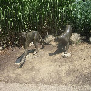 Jul. 2012-Cheetah Statues