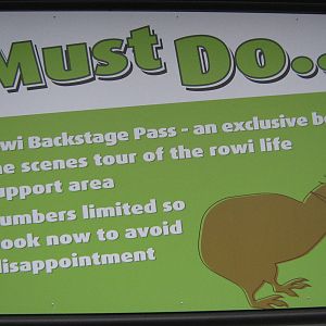 sign outside the West Coast Wildlife Centre