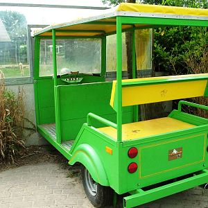 Bear and Fox Viewing at Dierenrijk, 31/05/12