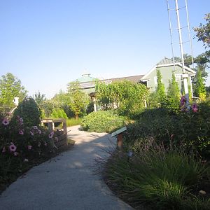 Aug. 2012-Go Green Garden