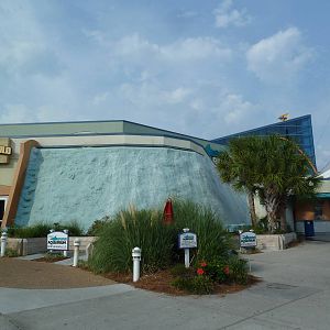 Entrance (Side View)