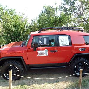 Toyota Elephant Passage - Toyota Jeep