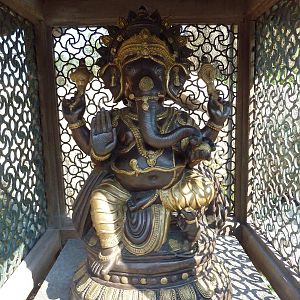 Toyota Elephant Passage