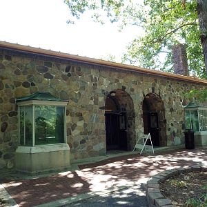 1929 Bird + Reptile House