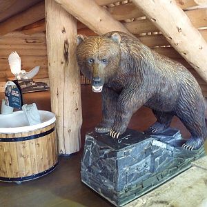 Canadian Wilds - Cequel Energy Lodge