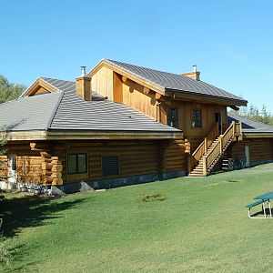 Canadian Wilds - Cequel Energy Lodge