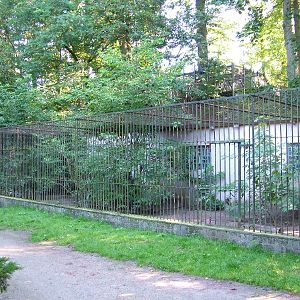 Former cat enclosures at Luebeck Tierpark 2007