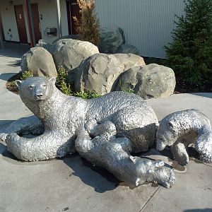 Rocky Shores - Polar Bear Statue