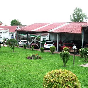 Entrance View at Autocentrum Boura (Dymokury), 26/08/12