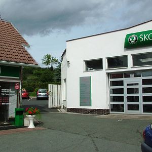 Entrance View at Autocentrum Boura (Dymokury), 26/08/12
