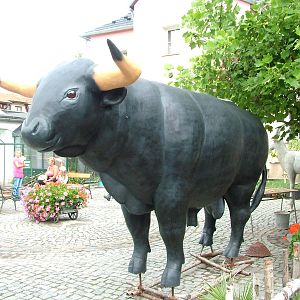 Aurochs Sculpture at Chleby, 26/08/12