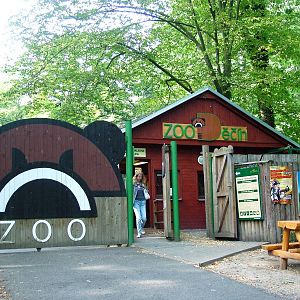 Main Entrance at Decin, 28/08/12
