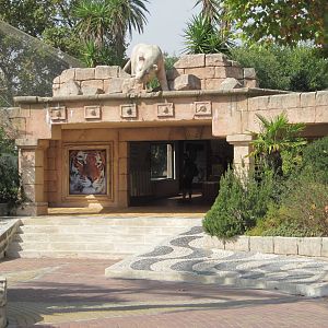 Tiger Temple at Lisbon Zoo
