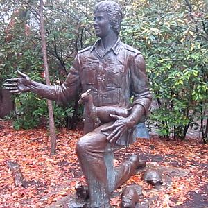 Children's Zoo-Joseph Spaulding statue