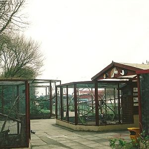 General view including aviaries and Pet Barn 16th April 2004