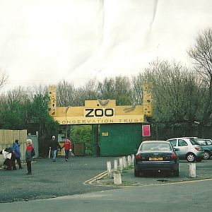 Zoo entrance 16th April 2004