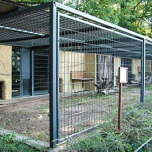 Former Snow Leopard Exhibit at Dresden, 29/08/12