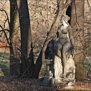 Statue at Berlin Tierpark