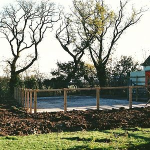 New hardstanding serving 1960s Zebra House 6th November 1999