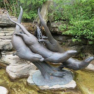 PPG Aquarium - Otter Statue