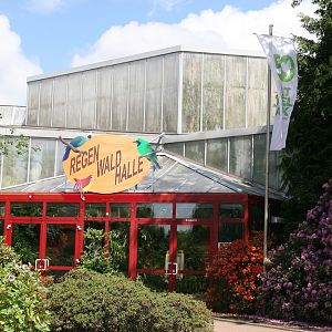 Entrance to "Regenwaldhalle"