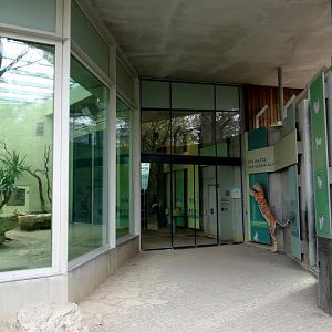 Pavilon of predators