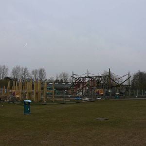Orangutan construction at Blackpool Zoo, 07/04/13