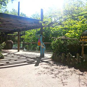 May 2013 - Lemur Lookout Entrance