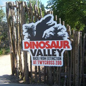 Sign for Dinosaurs