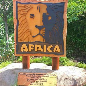 Jun. 2013 - New Africa Entrance Sign