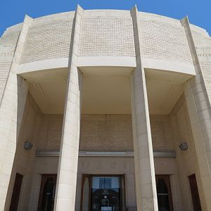 Aquarium Exterior Portico
