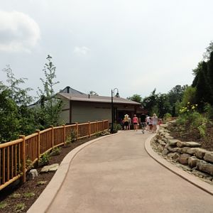 Mike and Mary Stark Grizzly Ridge - Main Path to Aviary