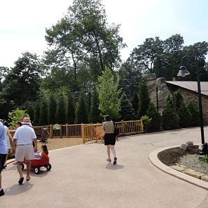 Mike and Mary Stark Grizzly Ridge - Path to Grizzly Bear Exhibit