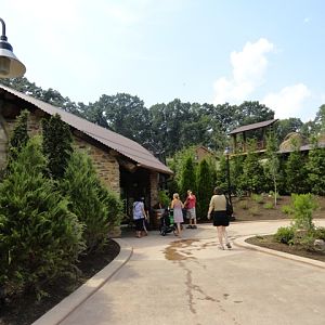 Mike and Mary Stark Grizzly Ridge - Entry to Grizzly Bear Viewing