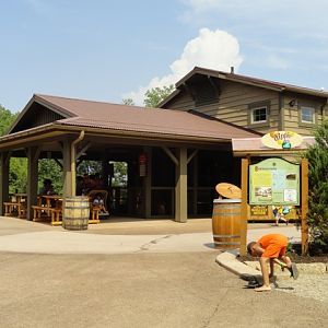 Mike and Mary Stark Grizzly Ridge - Education Animal Porch