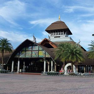 Entrance building, June 2013.