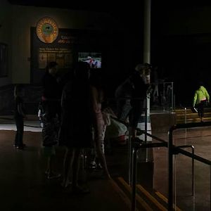 Great Bear Wilderness - Grizzly + Polar Bear Underwater Viewings