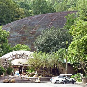 Large aviary, June 2013.