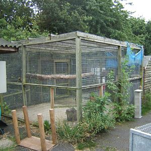 Quarantine enclosure