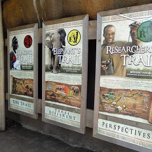 Trails of Africa Signage
