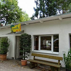 Zoo shop