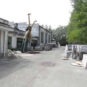 Primate house backside