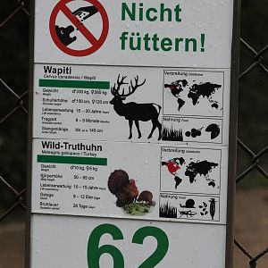 Wapiti and Turkey sign