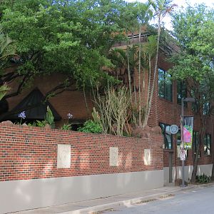 Exterior - Outdoor Courtyard Wall