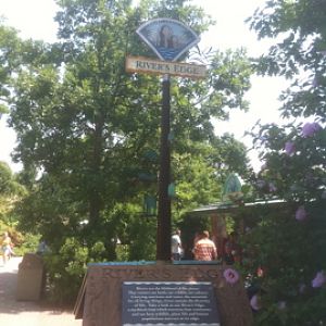 7/5/2013 - River's Edge Sign