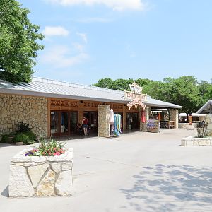 Main Entrance - Zoofari Market