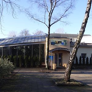 Cold-blooded Animals House