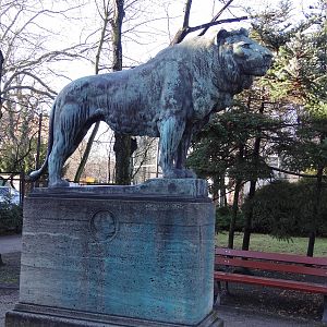 Robert Jaeckel monument