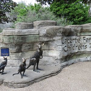 Childrens Zoo - Entrance